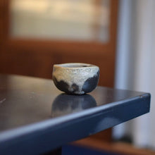 画像をギャラリービューアに読み込む, 黒ぐい呑