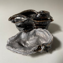 Load image into Gallery viewer, Sake set with a black lid