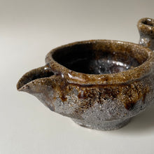 Load image into Gallery viewer, Sake set with black hand