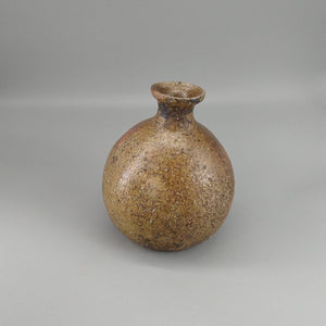 Kiln change turnip sake bottle