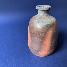 Load image into Gallery viewer, Kiln sake bottle
